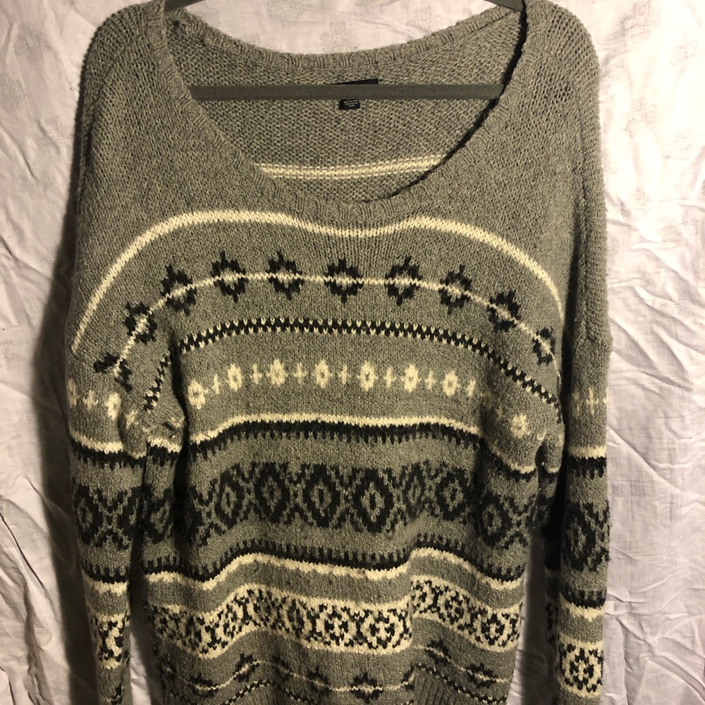 Comfy American Eagle Sweater